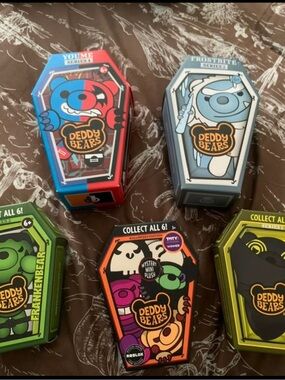Deddy Bears Mystery Mini Plush Coffin Boxes — Multicolor Set